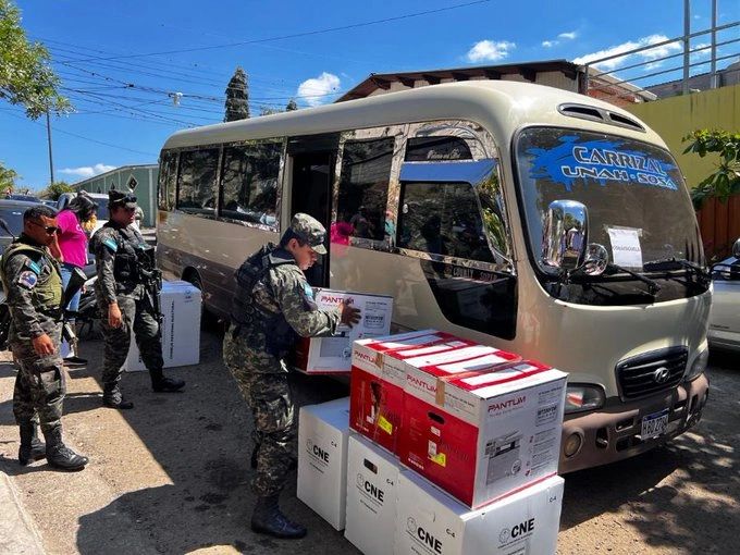 Elecciones internas y primarias 2025