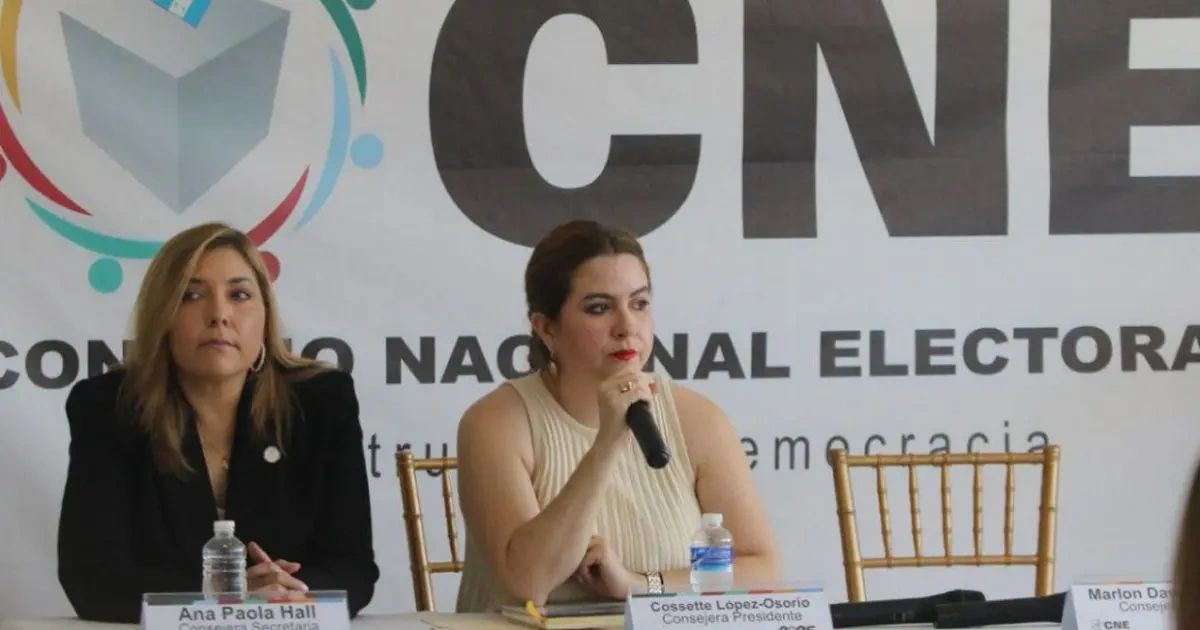 Ana Paola Hall y Cossette López. La silla vacía de Marlon Ochoa