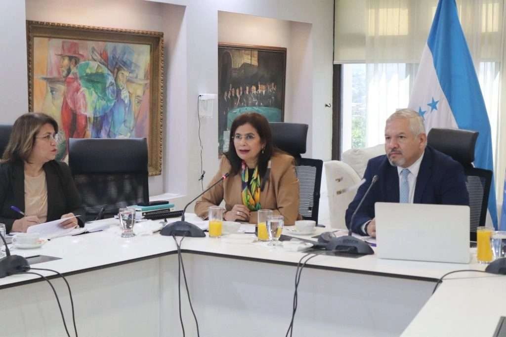 Ilustración principal de La CICIH, la ONU y la polémica de una entrevista